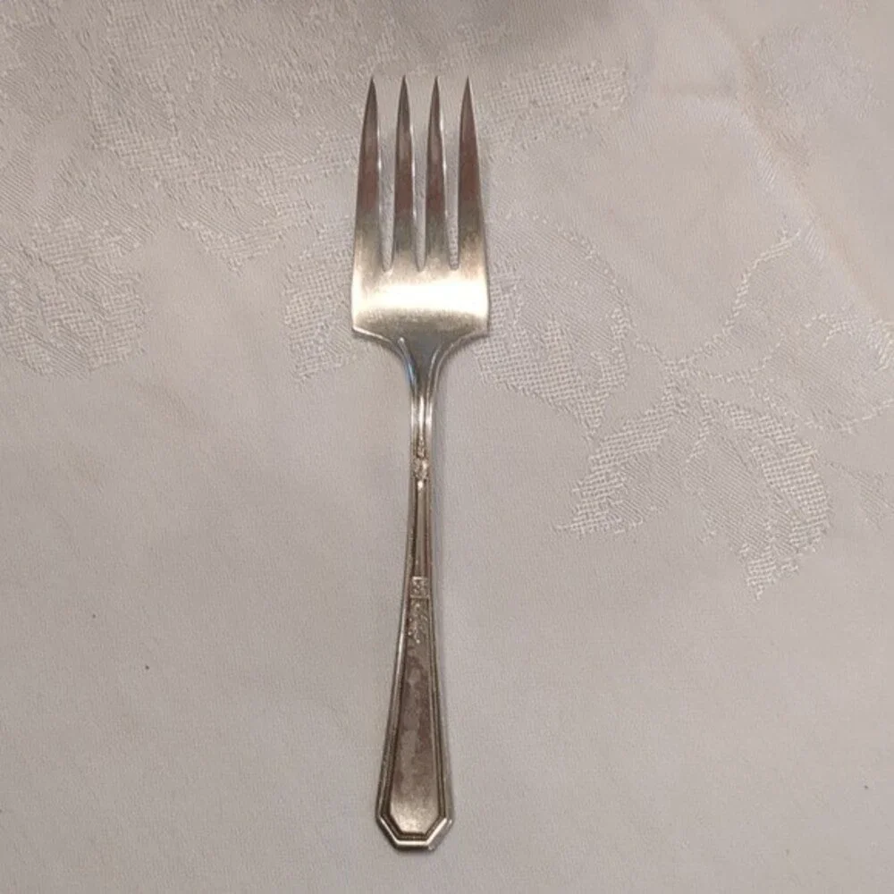 Wm Rogers & Son AA Silverplate 6 salad or dessert forks Mayfair 1923